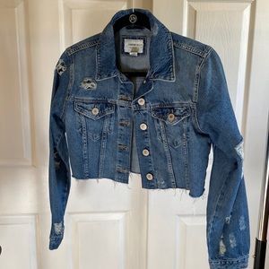 Forever 21 crop distress jean jacket worn once! Size SMALL